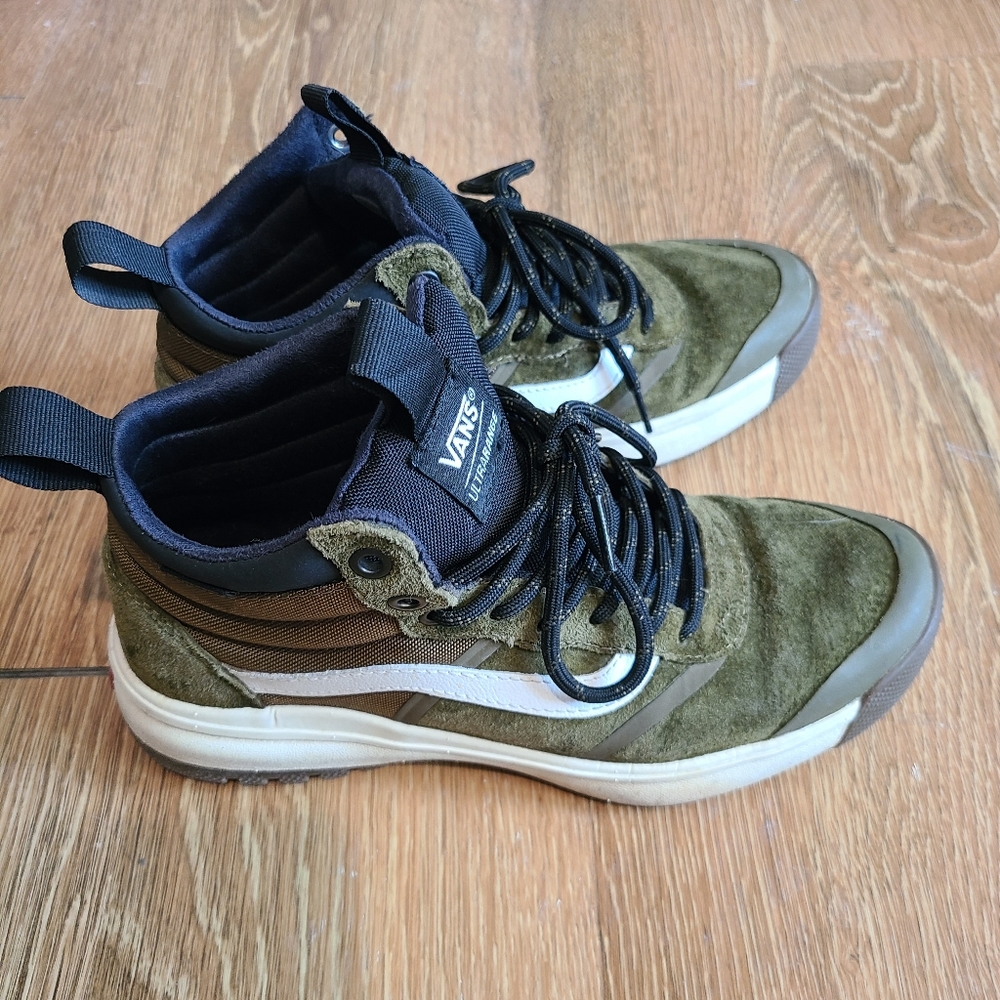 Vans Ultrarange Green Sneakers
